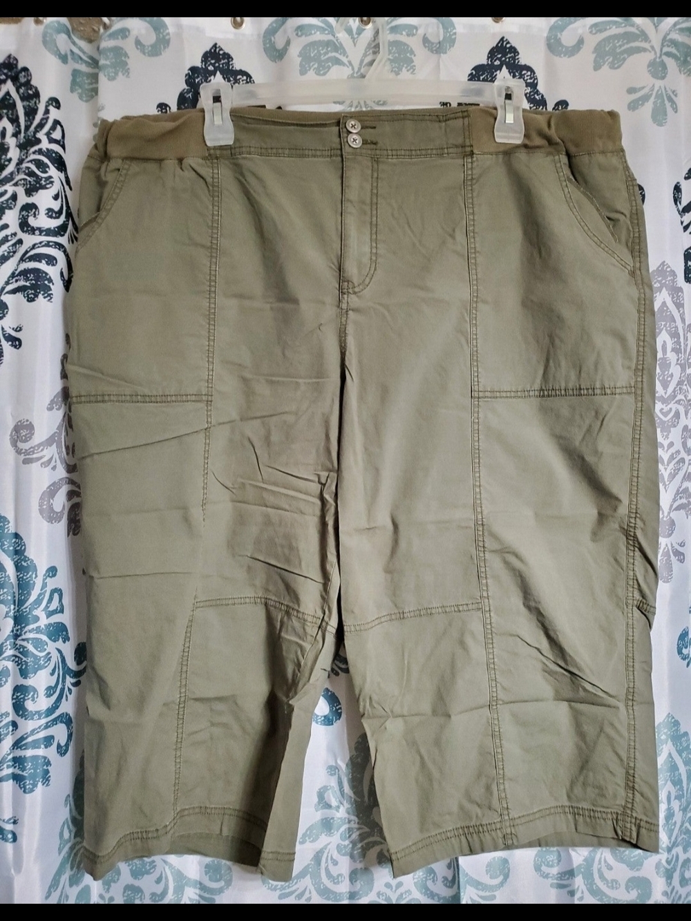 Lane Bryant Women's Olive Green Utility Cargo Capris